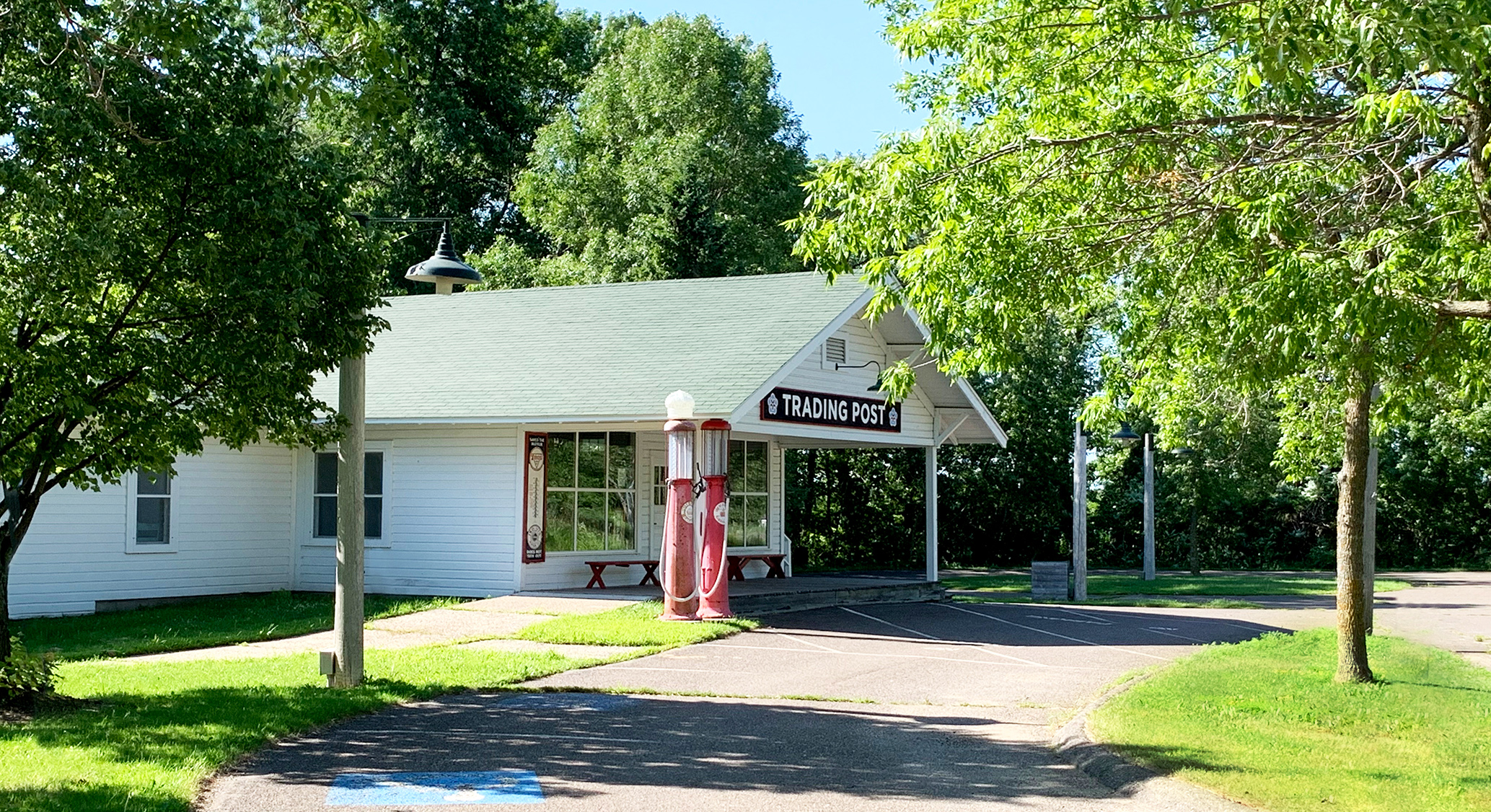 A Stop At The Mille Lacs Indian Trading Post History Handbook